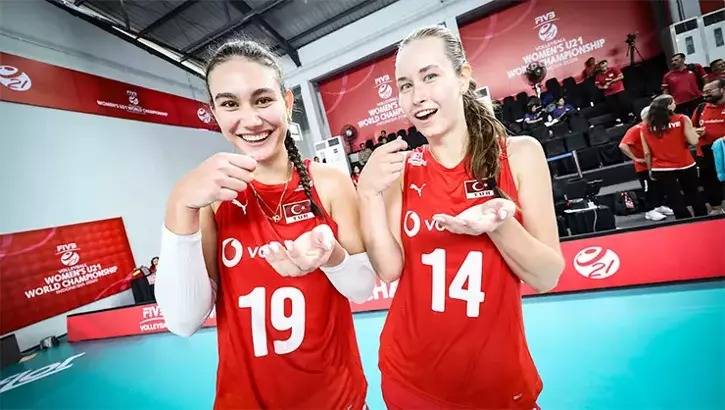 Harika kız Defne Başyolcu: Defne Başyolcu kimdir? 7